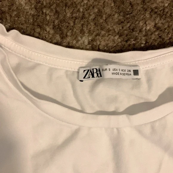 ⚡️Zara White Sleeveless Crop Top! - Picture 2 of 3